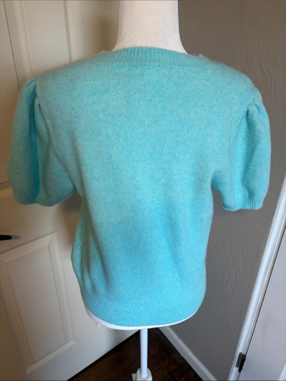Urban Outfitters Kimchi Aqua blue Puff-Sleeve Button-Up Cardigan - Picture 4 of 4